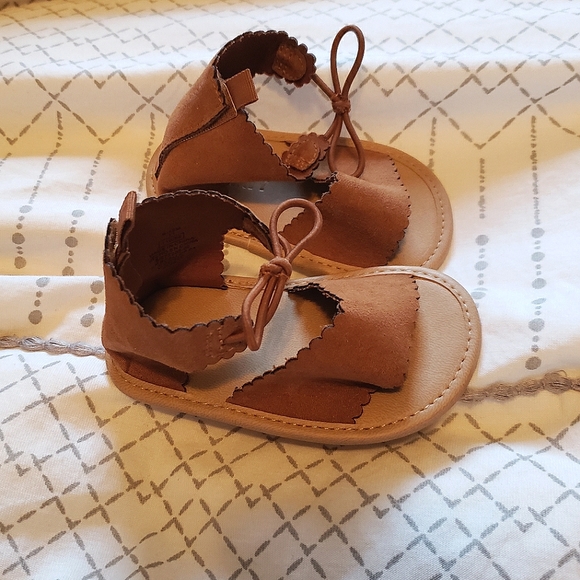 Baby Girl Sandals - Picture 3 of 3